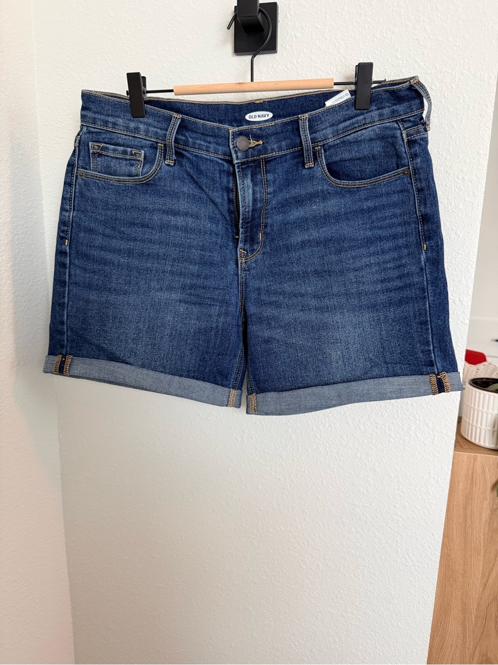Old Navy Midrise Dark Blue Denim Roll-Cuff Women's Shorts